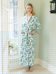 Hydrangea Fleece Lined Classic Robe