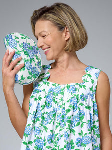 Hydrangea Medium Cosmetic Pouch