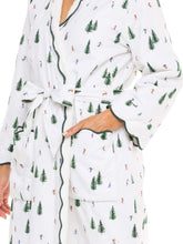 Load image into Gallery viewer, Ski Print Fleece-lined Classic Robe

