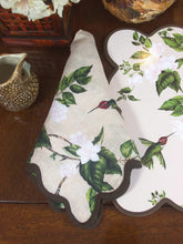 Load image into Gallery viewer, Tan Hummingbird Organic Linen Napkins (set of 4)
