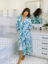 Load image into Gallery viewer, Blue Ribbon Classic Robe
